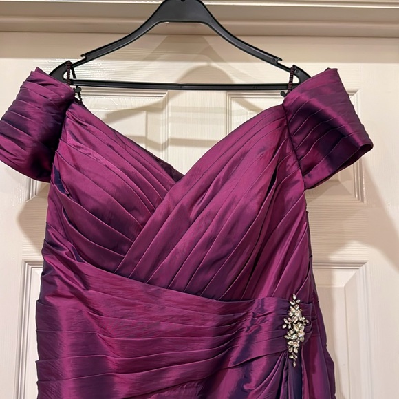 “Jade by Jasmine” Formal Taffeta Evening Dress in Plum - Picture 2 of 10